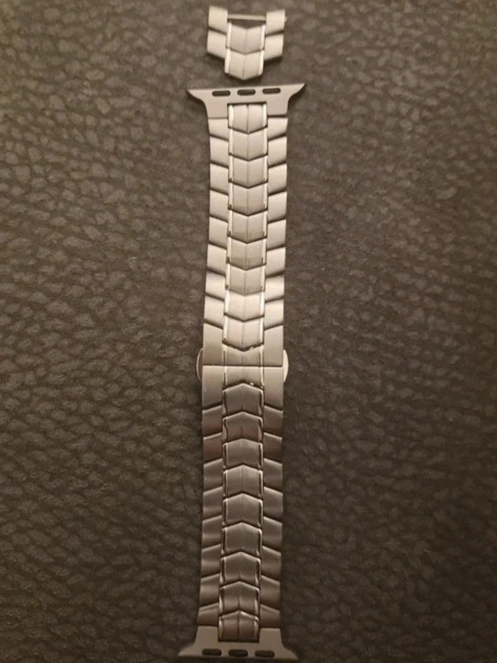 Metal Link Apple Watch Band - Silver Tone